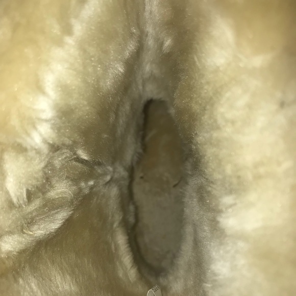 Tan boots - Picture 3 of 3